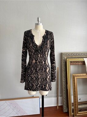 Snake Print 60s/80s Flare Sleeve Mini Dress